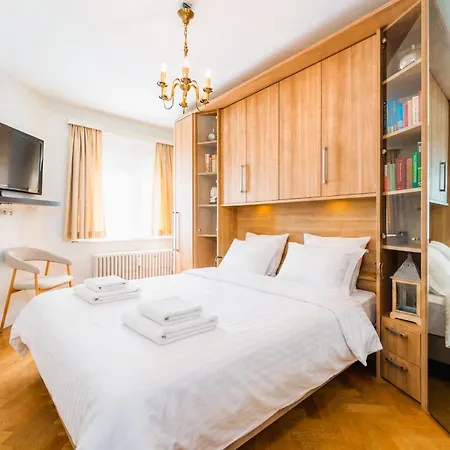 Apartment - Zeezicht - Privégarage&terras *